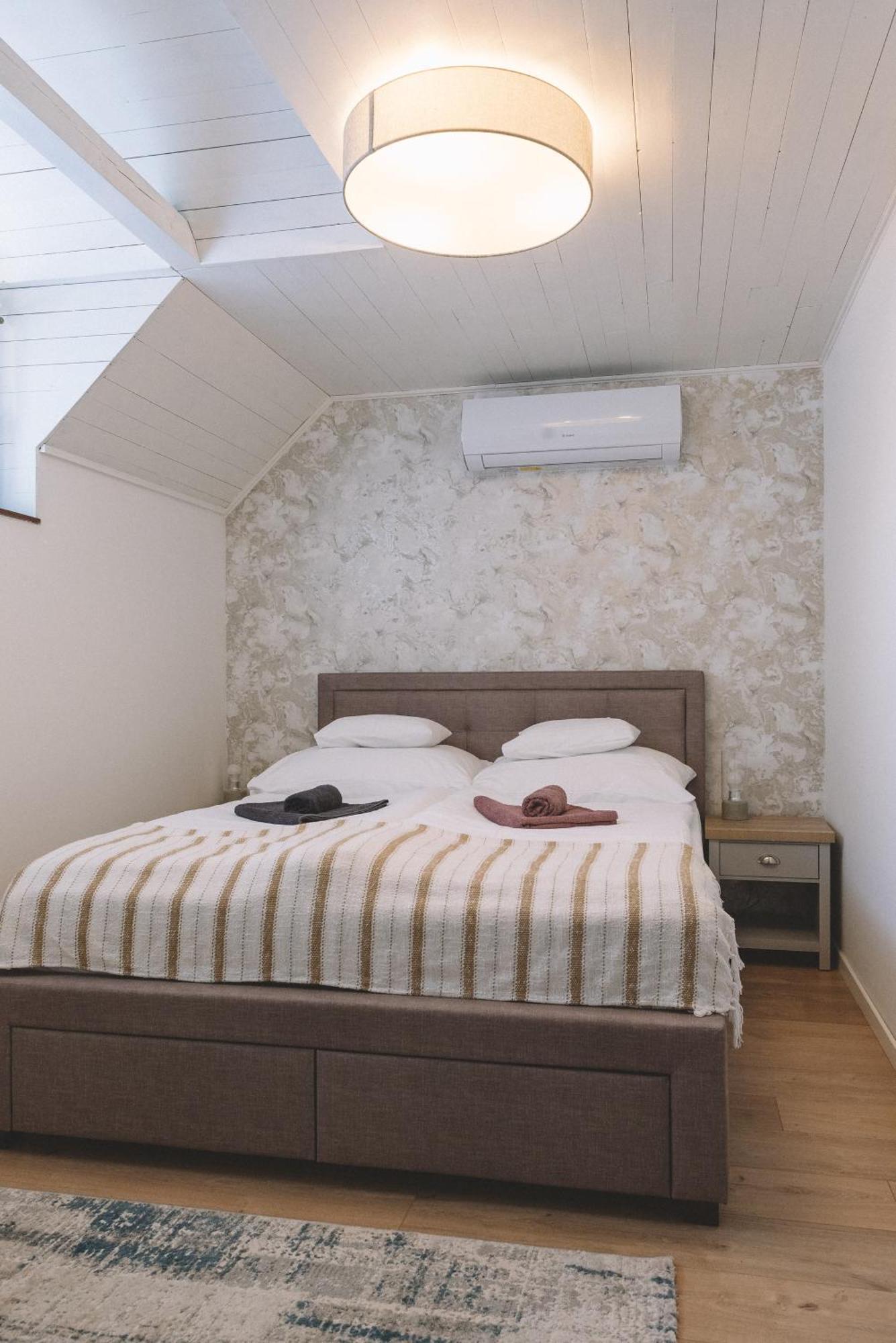 Panorama Apartmanhaz バダチョニトマイ エクステリア 写真